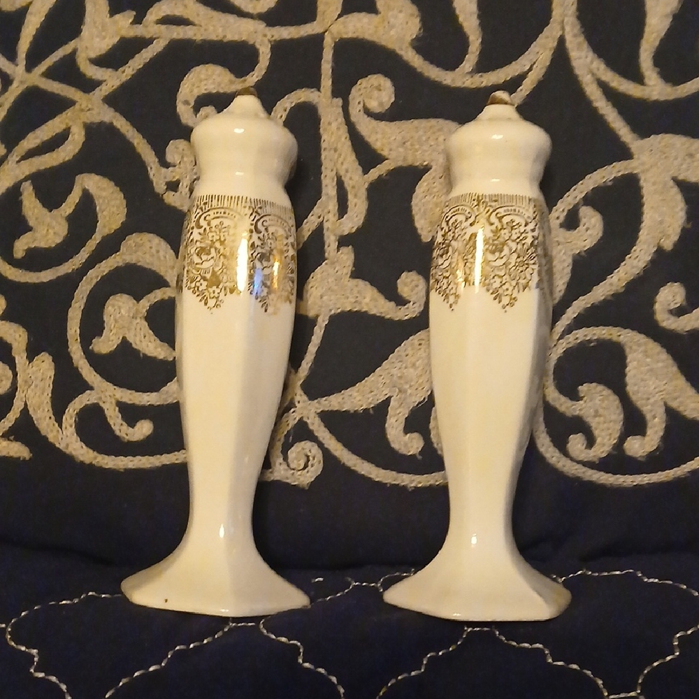 Vintage Gold Lined White Ceramic Salt And Pepper Shakers